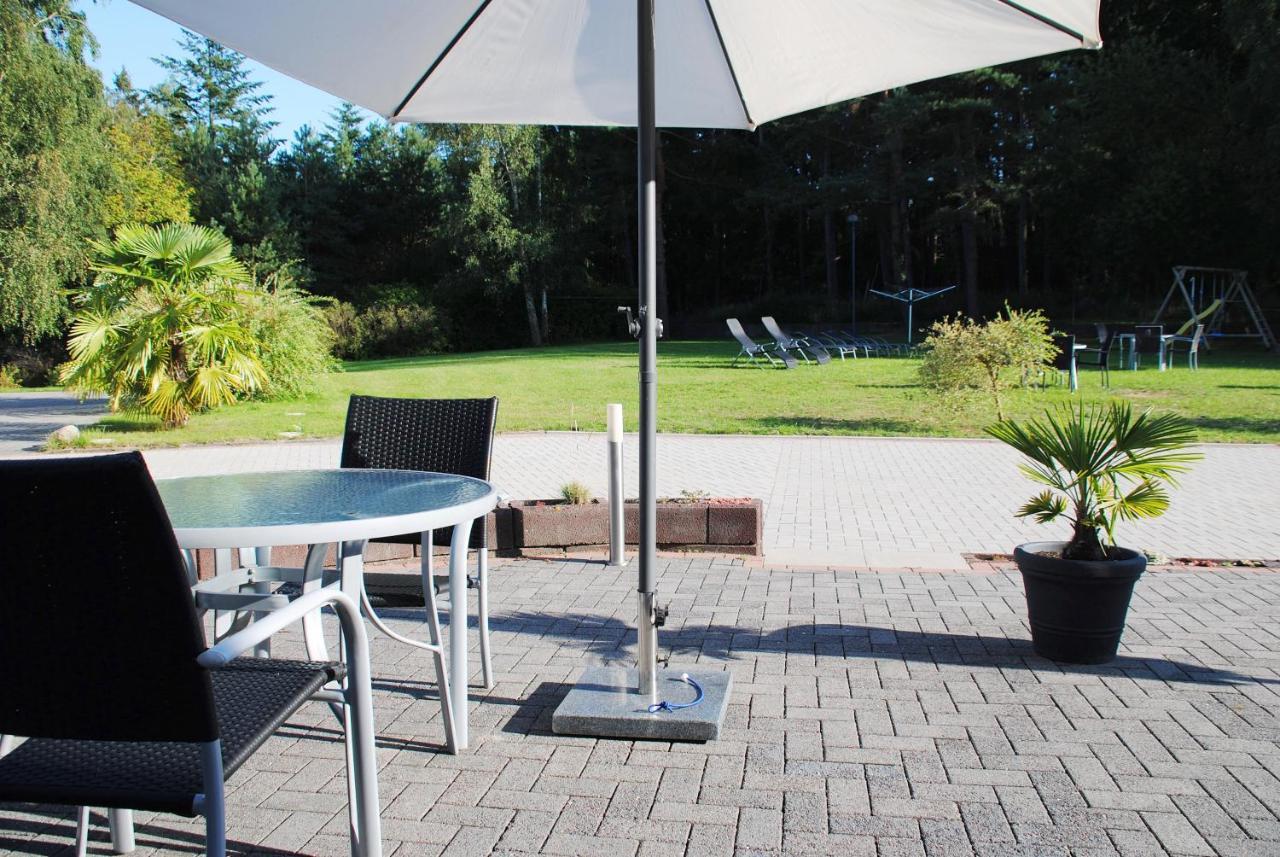 Appartementanlage-Ferienwohnungen Weisse Moewe Sassnitz Buitenkant foto
