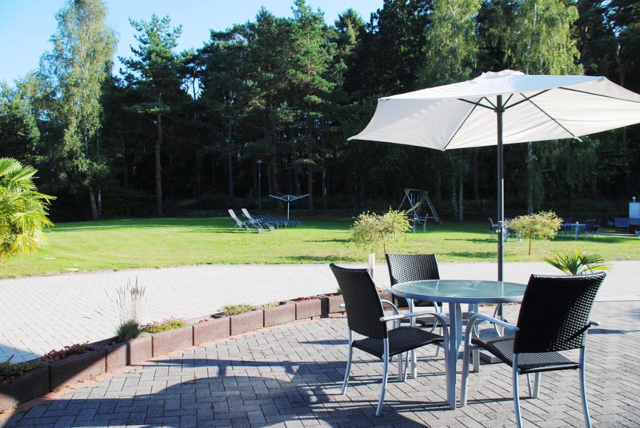 Appartementanlage-Ferienwohnungen Weisse Moewe Sassnitz Buitenkant foto
